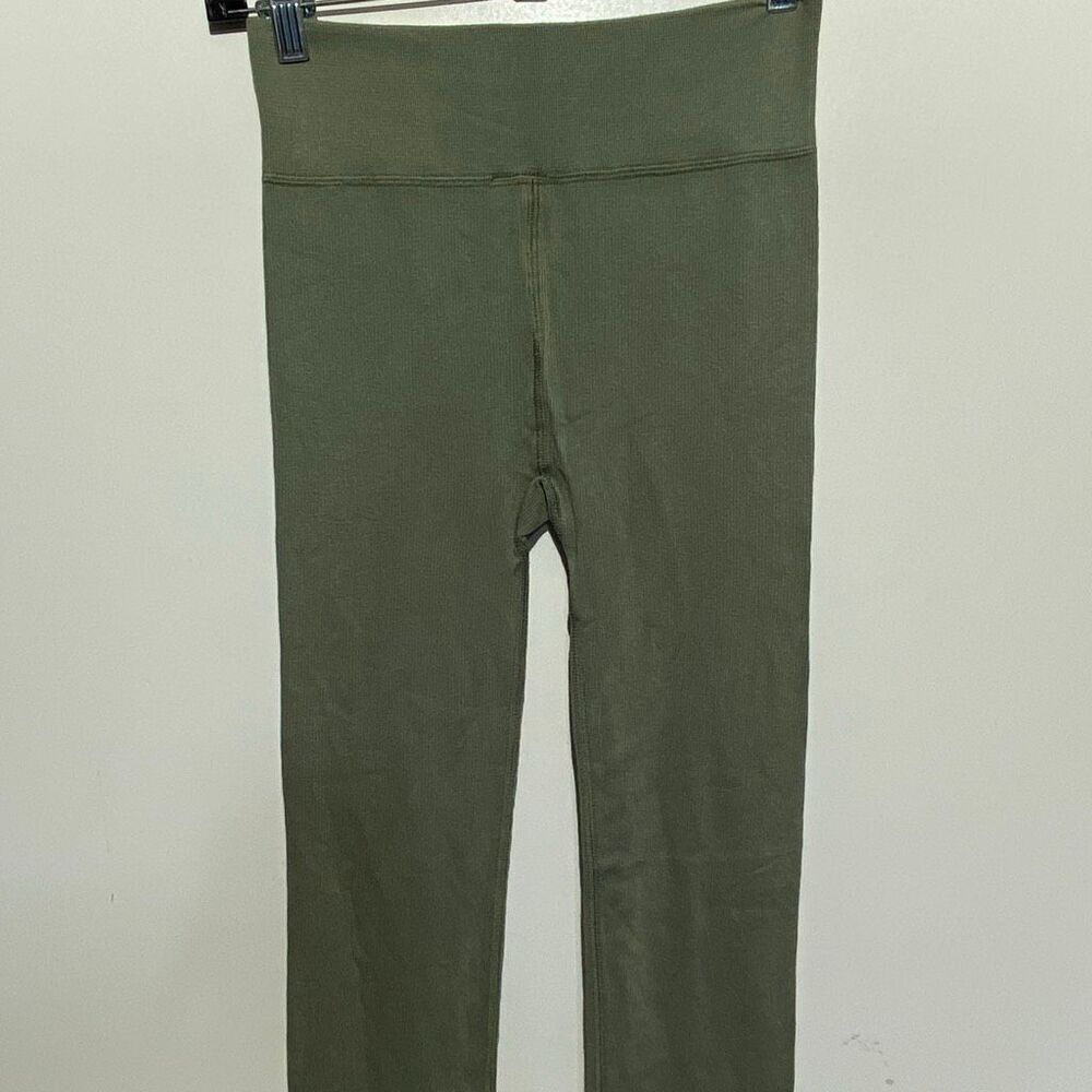 So Women's Green High Rise Seamless Fit‎ Ribbed Leggings Size Small NWT